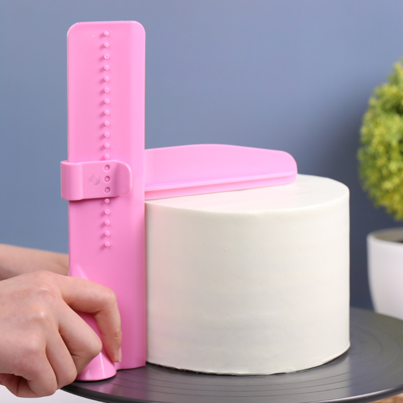 Fondant Smoother Set - ケーキスクレーパースムーサー調整可能なフォンダンスパチュラケーキエッジスムーサークリームレベリングデバイス DIY ベーキングツールケーキペストリースパチュラ