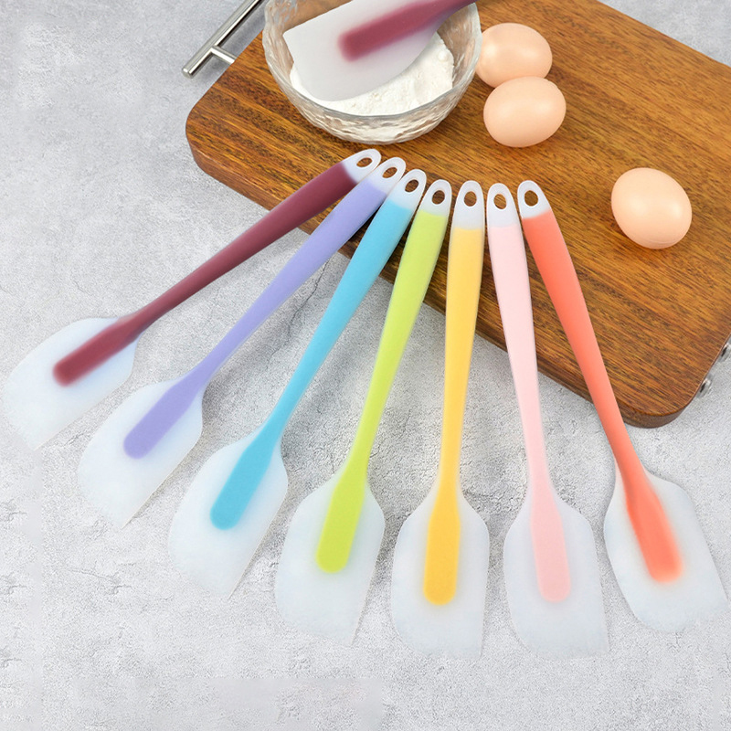 2 サイズのシリコンスクレーパー、耐熱性、ノンスティック、柔 - Kitchen Baking Must Haves のレビューと価格