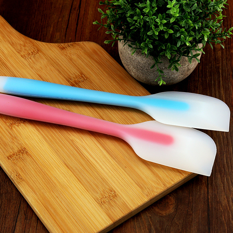 2 サイズのシリコンスクレーパー、耐熱性、ノンスティック、柔 - Kitchen Baking Must Haves のレビューと価格